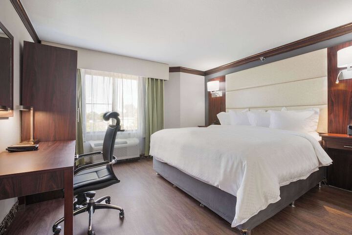Room 38 of 75