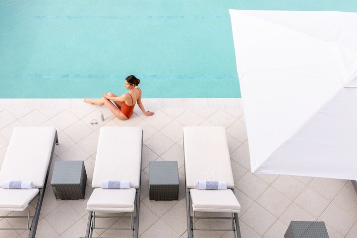 Pool 4 of 63