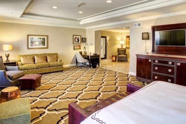 Hotel Interior 18 of 84