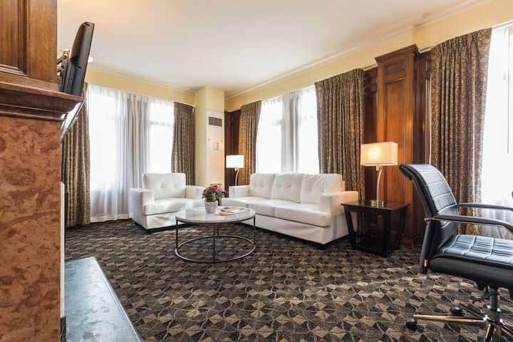 Room 21 of 44