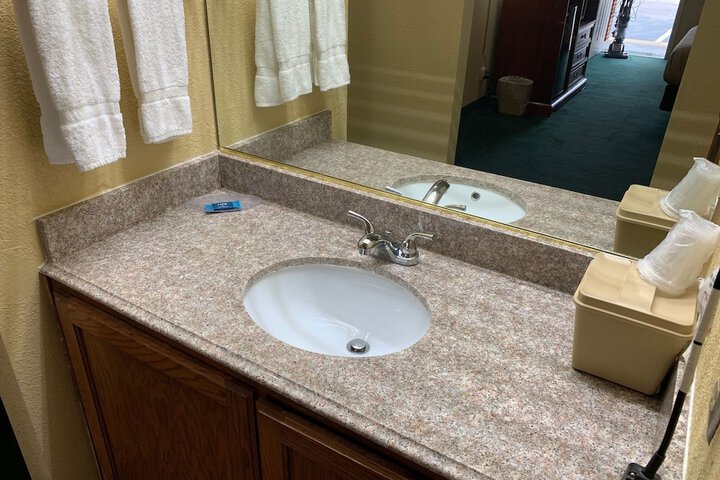 Room 15 of 24