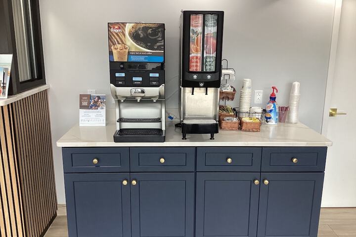 Breakfast/Coffee Service 49 of 51