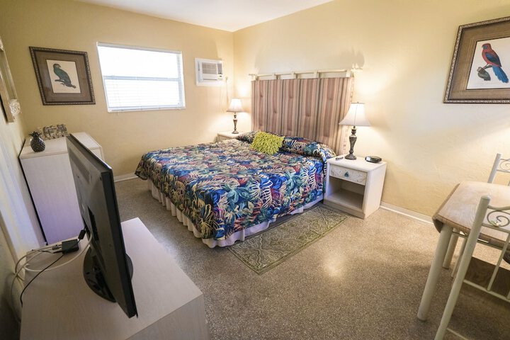 Room 49 of 85