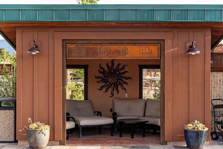 Cougar Ridge Resort