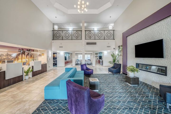 Hotel Interior 7 of 27