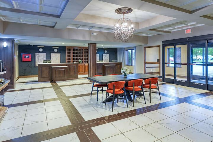 DoubleTree by Hilton Hotel Port Huron