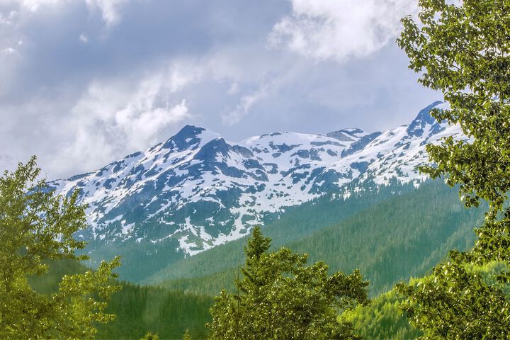 Aava Whistler Hotel