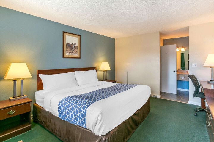 Room 20 of 42