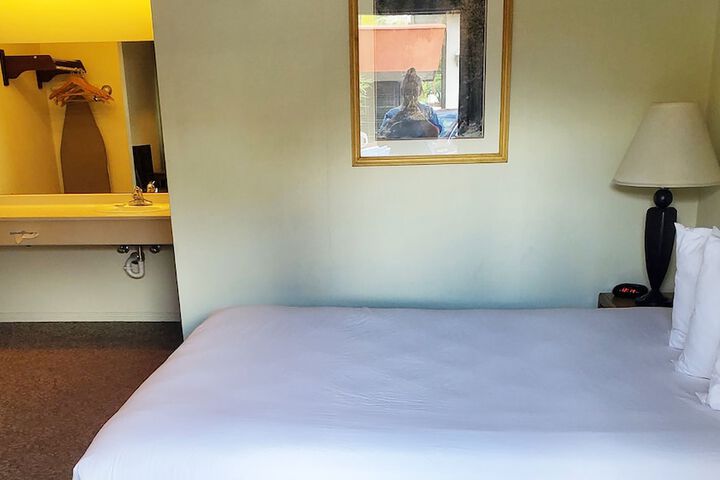 Magnuson Hotel Ely