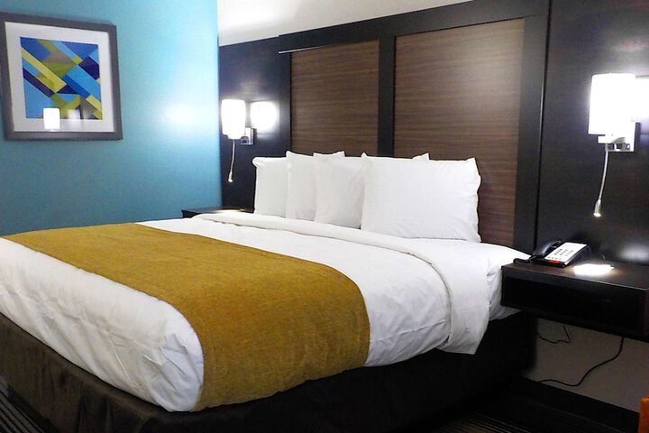 Room 18 of 25