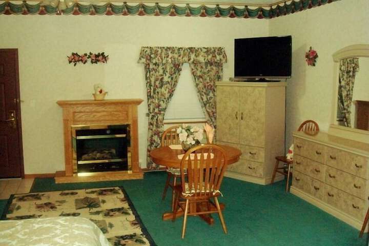 Room 12 of 27
