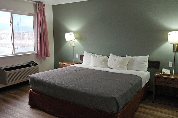 Room 9 of 45