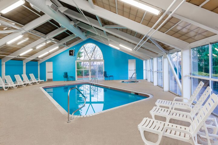 Wingate by Wyndham Canton / Hall of Fame