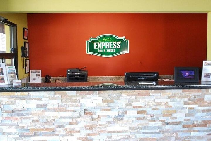 Express Inn & Suites