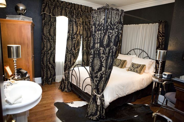 Room 20 of 65