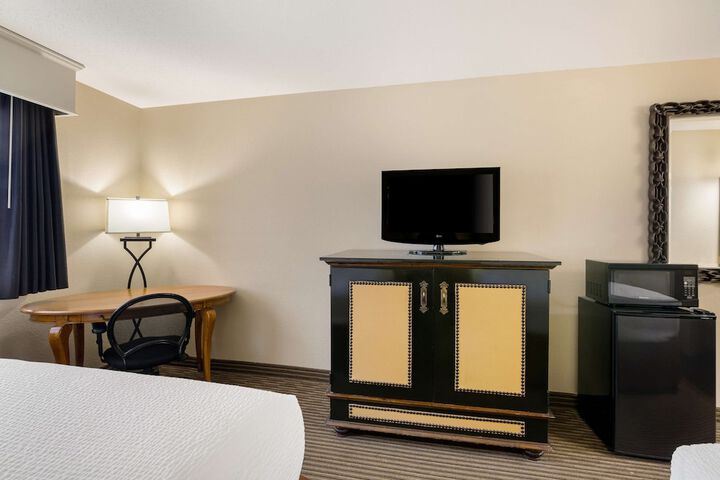 Room 41 of 48