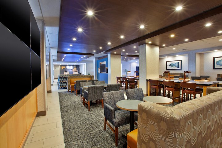 Hotel 2 of 56