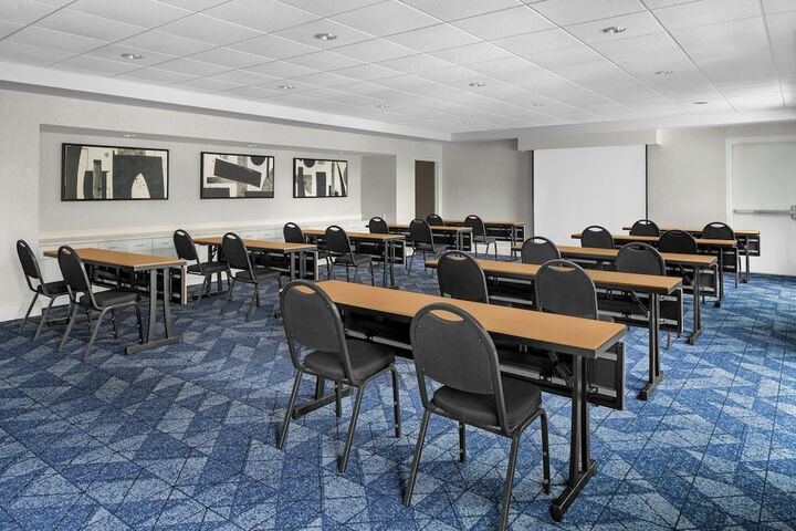 Courtyard by Marriott Charleston Summerville