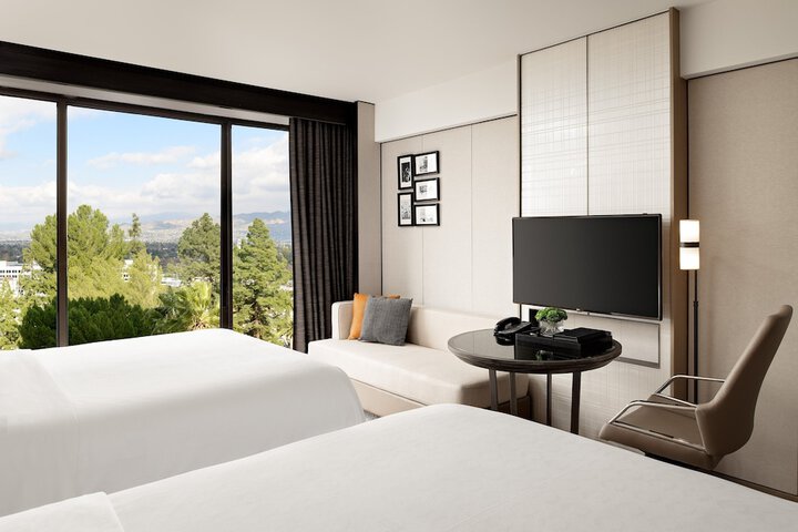 Room 60 of 145