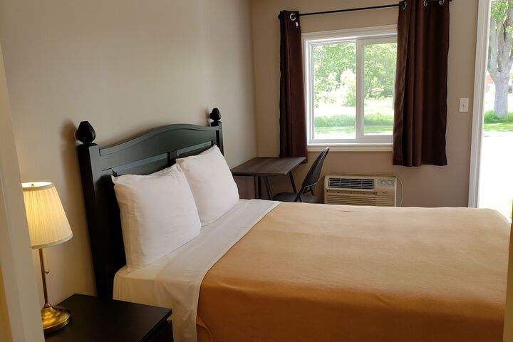 Room 13 of 26