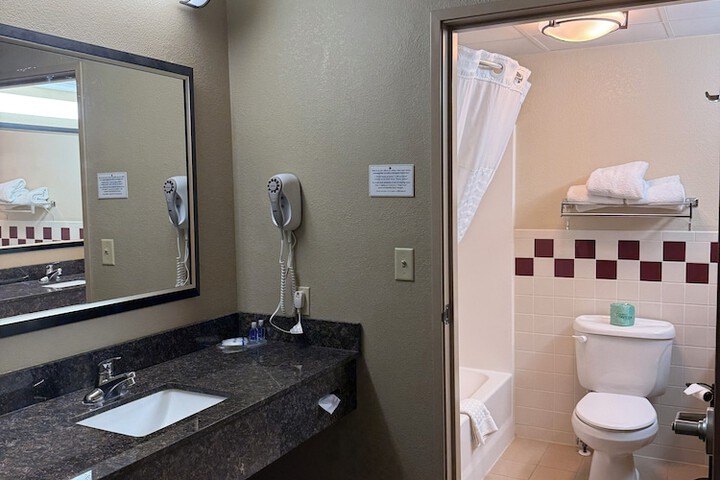 Rodeway Inn Hesston