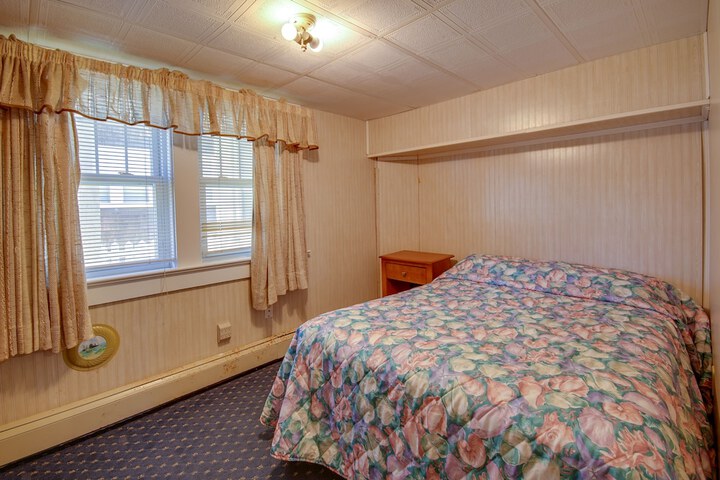 Room 126 of 167