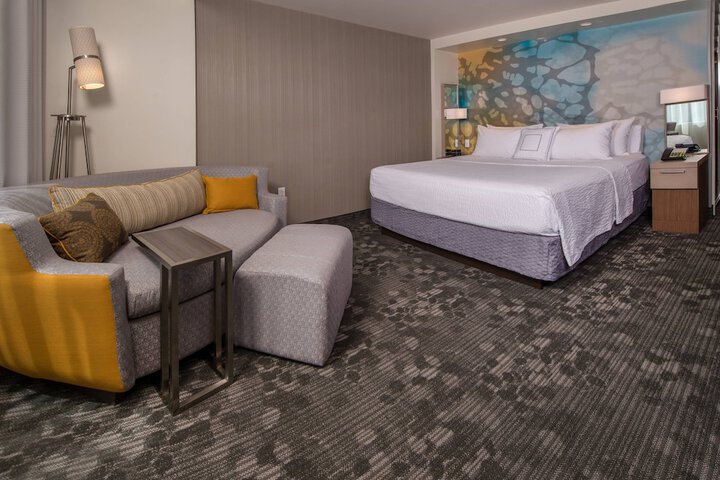 Room 20 of 37