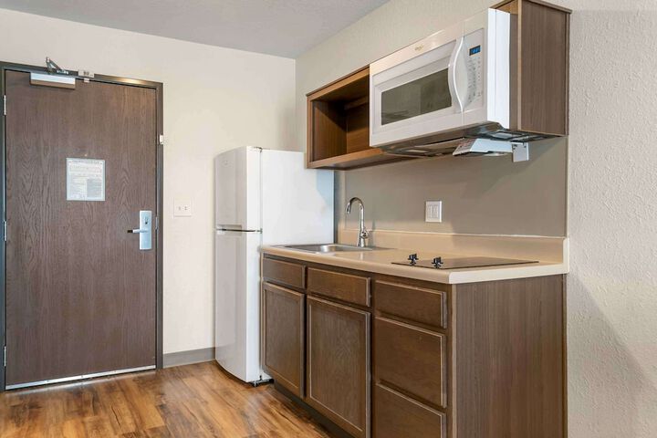 Extended Stay America Suites - Detroit - Rochester Hills