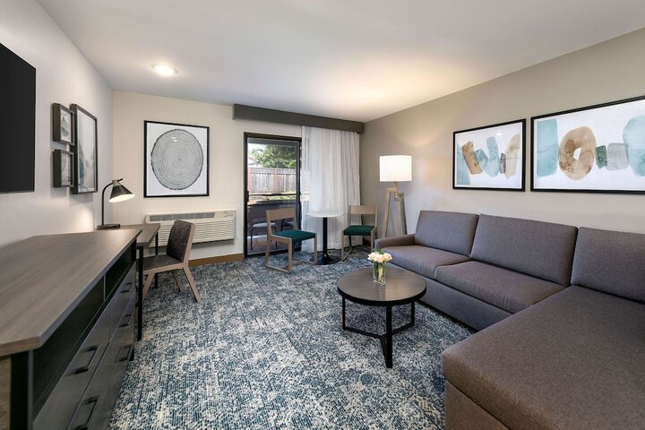 Room 21 of 81