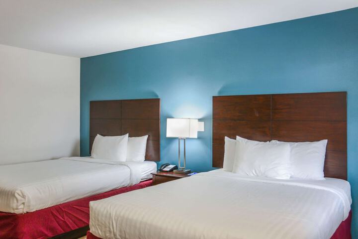 Room 16 of 32