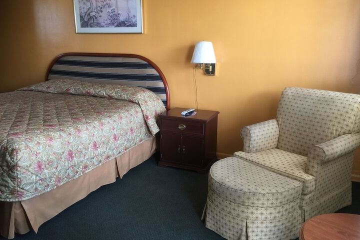 Room 21 of 24