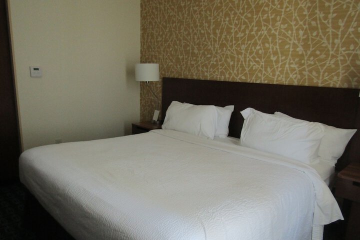 Room 17 of 30