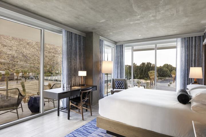 Kimpton Rowan Palm Springs Hotel by IHG