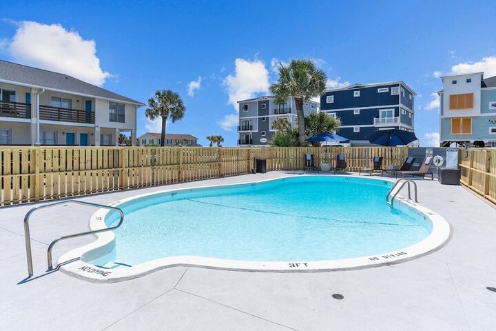 The Beach House Motel & Suites