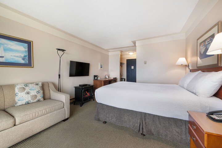 Sidney Waterfront Inn & Suites
