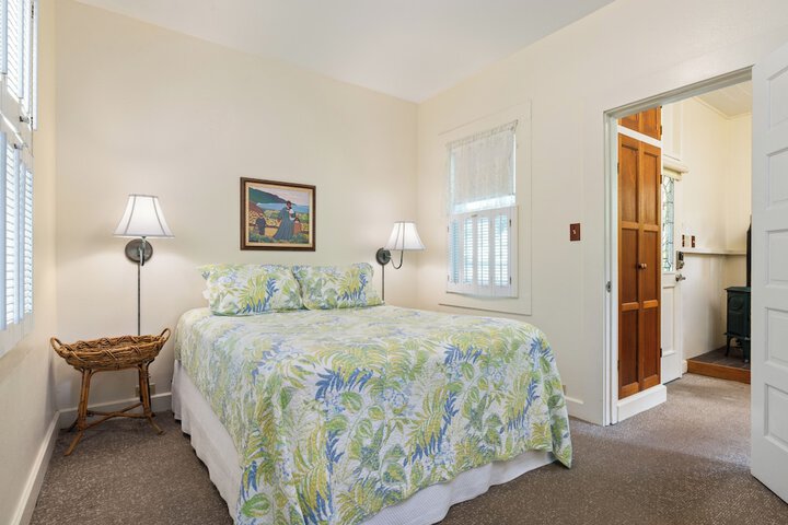 Room 80 of 126