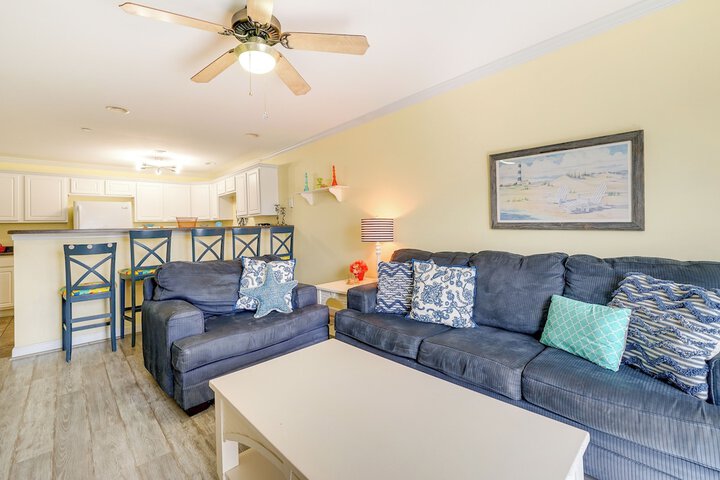 Oak Island Vacation Rental 1 Block to Beach!