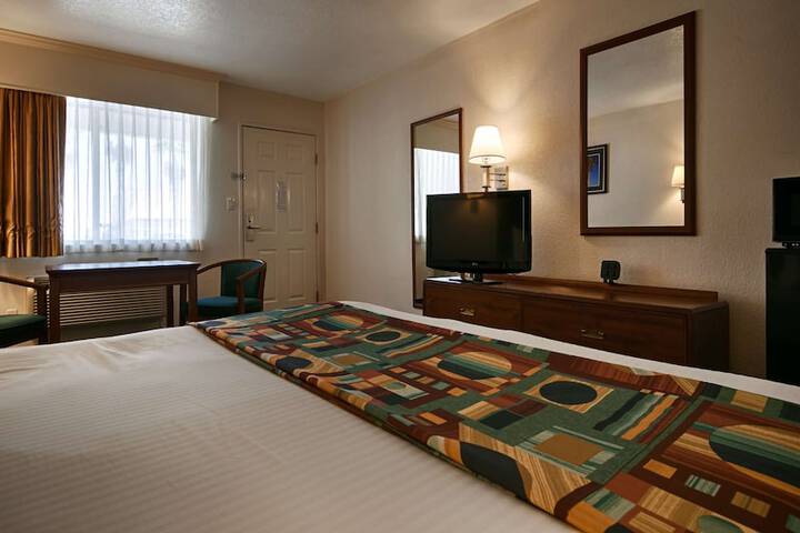 Room 14 of 23