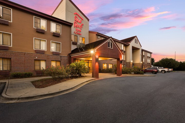 Hotel 7 of 41