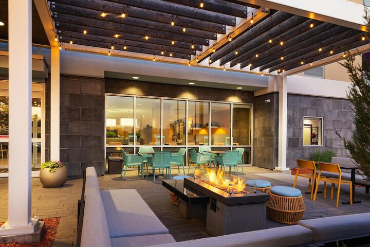 Home2 Suites by Hilton Roseville Minneapolis