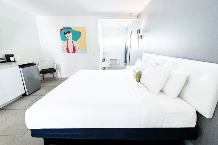 Room 42 of 57