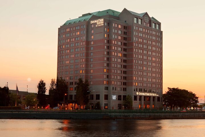 Hotel 2 of 62