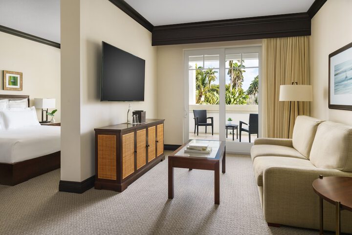 Room 33 of 95