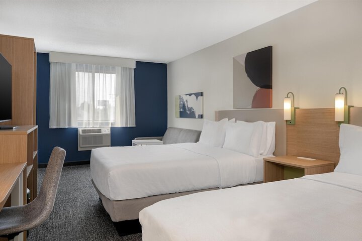 Spark by Hilton Carlisle South