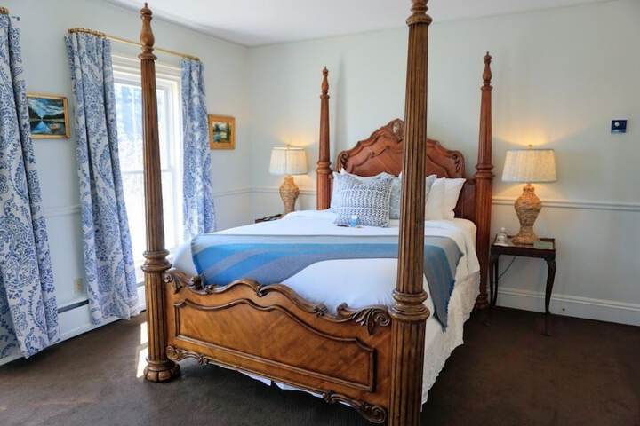 Hartstone Inn