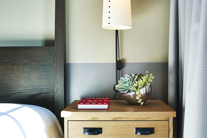 Room 25 of 82
