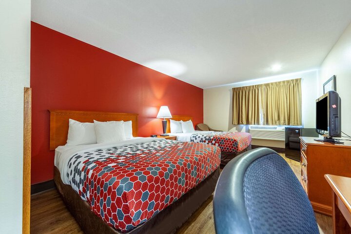 Room 7 of 30
