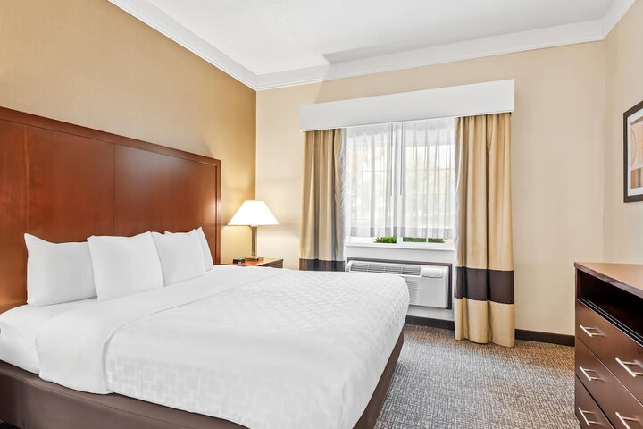 Comfort Suites Linn County