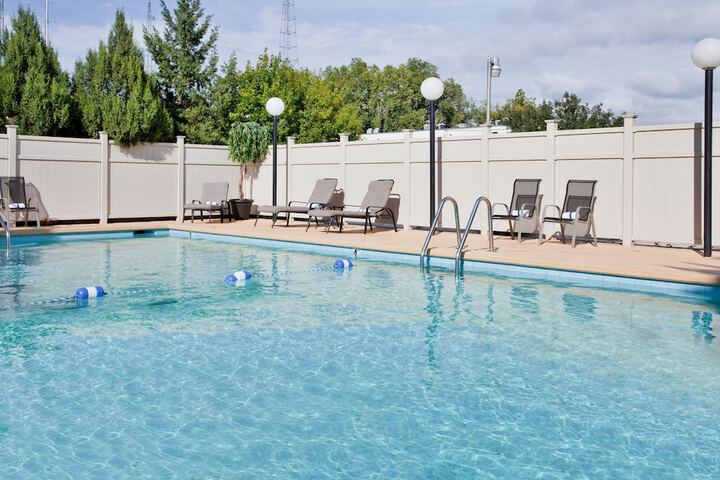 Pool 9 of 29