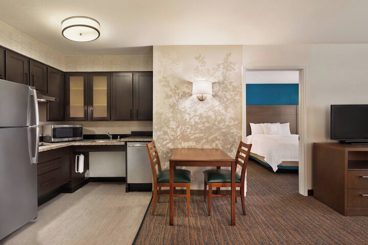 Room 19 of 25